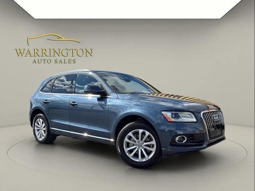 Gray 2017 Audi Q5 2.0T Premium