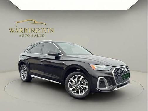 2022 Audi Q5 45 S line Premium Plus