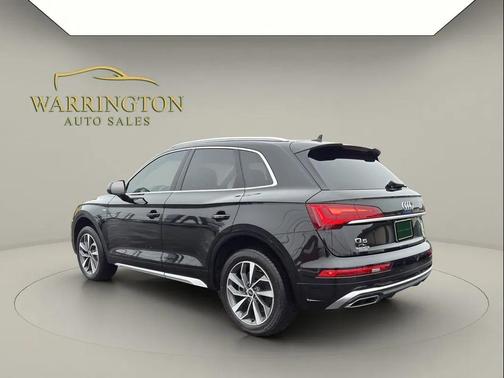 2022 Audi Q5 45 S line Premium Plus