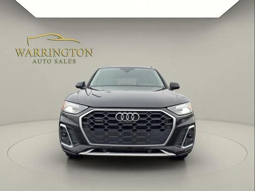 2022 Audi Q5 45 S line Premium Plus