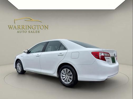 2013 Toyota Camry Hybrid LE