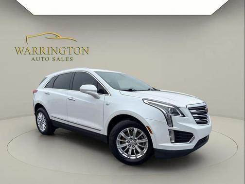 White 2017 Cadillac XT5 Base