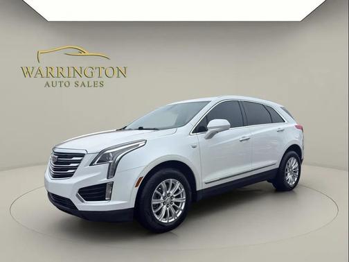 White 2017 Cadillac XT5 Base