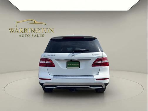 White 2015 Mercedes-Benz M-Class 4MATIC