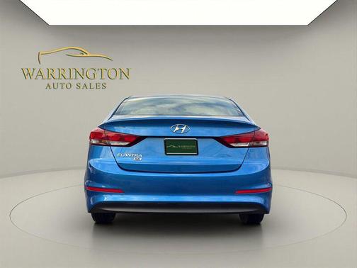 2018 Hyundai ELANTRA SE