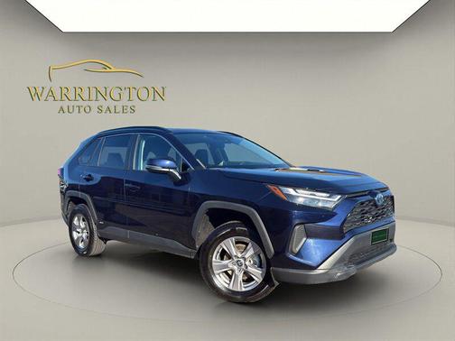 2022 Toyota RAV4 Hybrid XLE