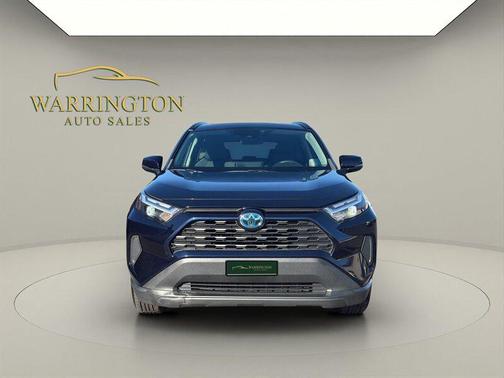 2022 Toyota RAV4 Hybrid XLE