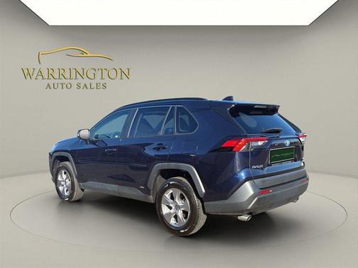 2022 Toyota RAV4 Hybrid XLE