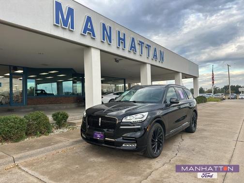 Infinite Black Metallic 2023 Lincoln Aviator Reserve AWD