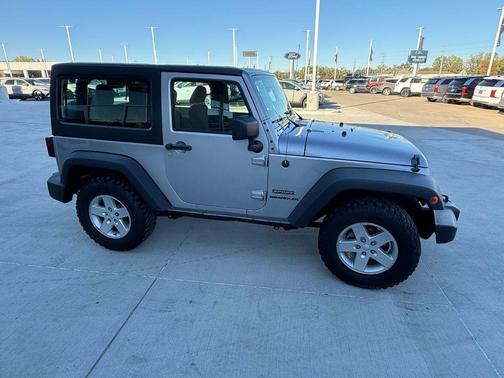 2016 Jeep Wrangler Sport