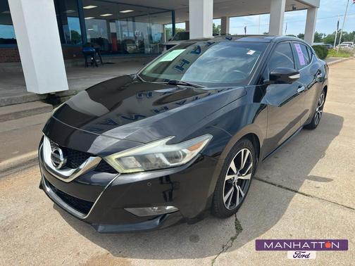 Black 2017 Nissan Maxima 3.5 Platinum