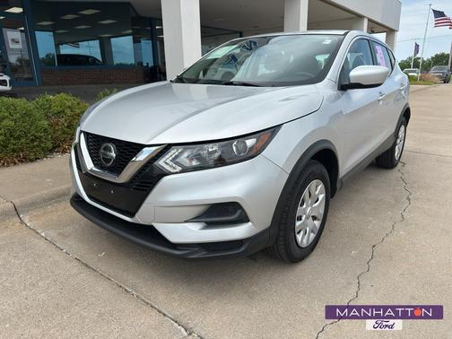 Brilliant Silver Metallic 2020 Nissan Rogue Sport S