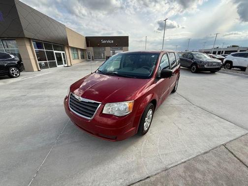 2008 Chrysler Town & Country LX