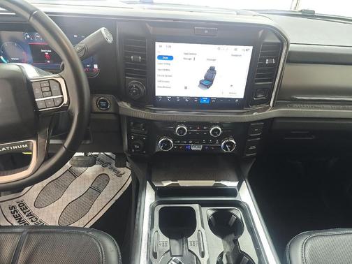 Star White 2025 Ford F-250 Platinum