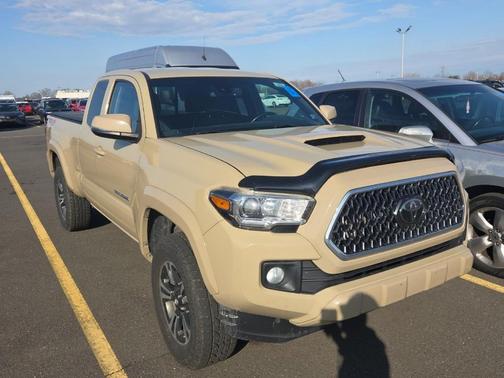 2018 Toyota Tacoma TRD Sport