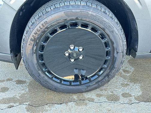 2025 Ford Maverick Lobo High