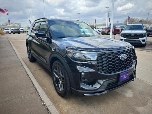 Agate Black Metallic 2026 Ford Explorer ST