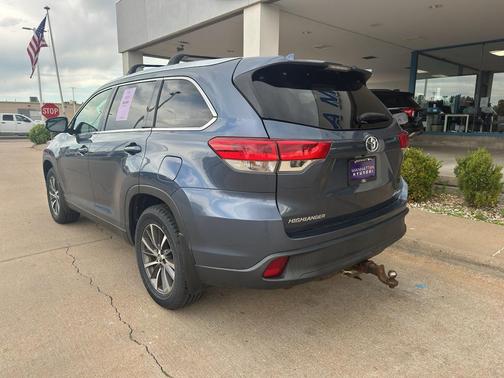 Shoreline Blue Pearl 2019 Toyota Highlander XLE