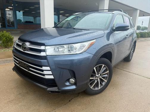 Shoreline Blue Pearl 2019 Toyota Highlander XLE