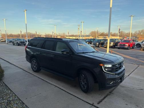 2025 Ford Expedition Max Active