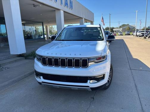 Bright White Clearcoat 2024 Jeep Wagoneer L Series II
