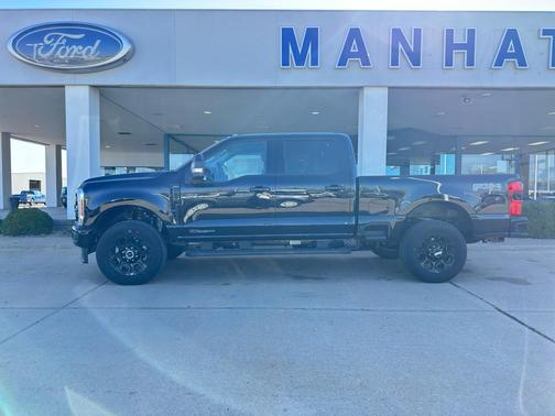 2025 Ford F-350 Lariat Super Duty