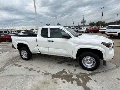 2024 Toyota Tacoma SR