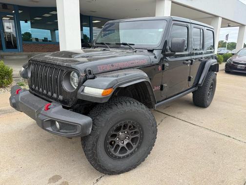 Black Clearcoat 2023 Jeep Wrangler Rubicon