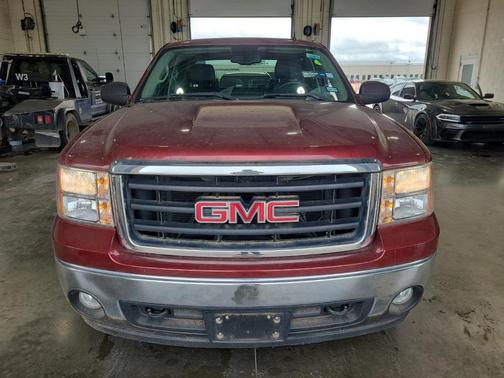 Red 2008 GMC Sierra 1500 SLE