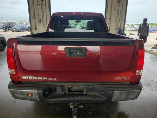 Red 2008 GMC Sierra 1500 SLE