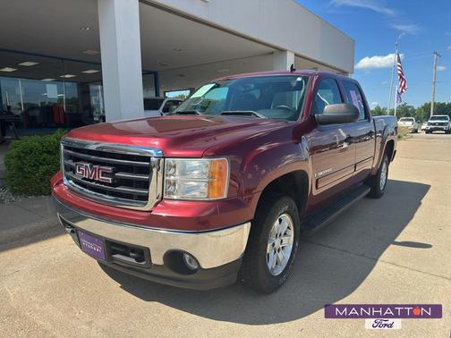 Red 2008 GMC Sierra 1500 SLE