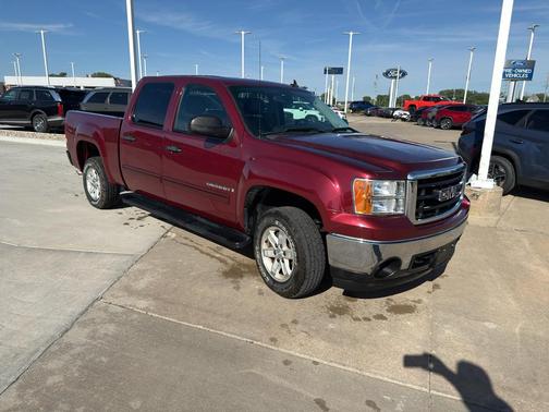 Red 2008 GMC Sierra 1500 SLE