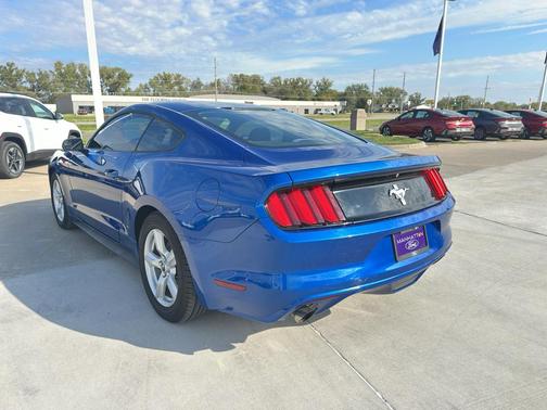 2017 Ford Mustang V6