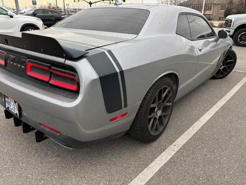2016 Dodge Challenger R/T Scat Pack