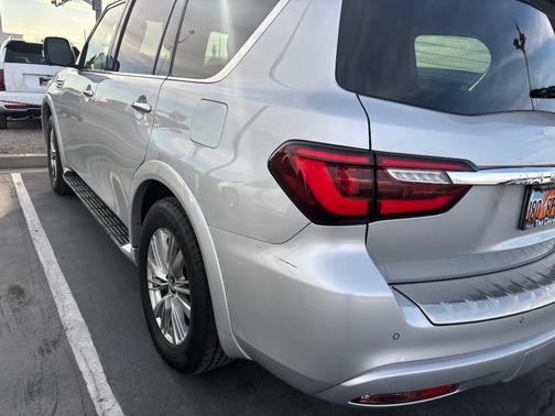 2018 INFINITI QX80 Base