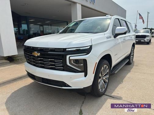 Iridescent Pearl Tricoat 2025 Chevrolet Tahoe High Country