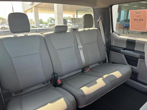 Oxford White 2019 Ford F-150 XLT