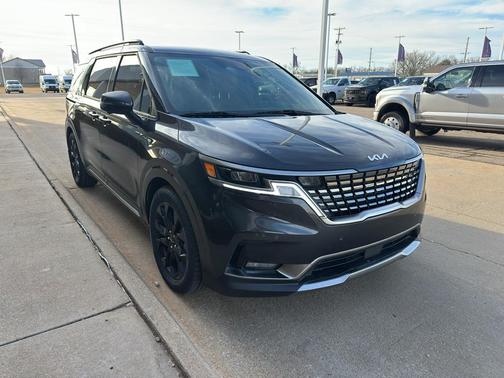 2024 Kia Carnival SX