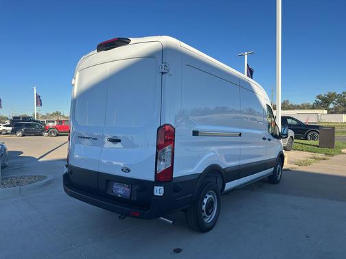 2026 Ford Transit-250 BASE