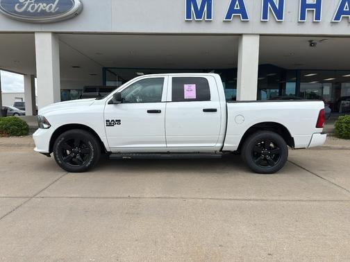 Bright White 2023 RAM 1500 Classic Tradesman