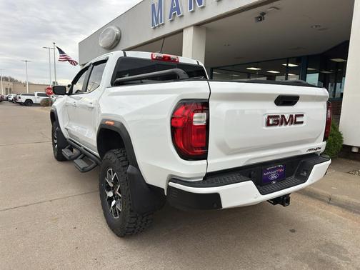 Summit White 2024 GMC Canyon AT4X