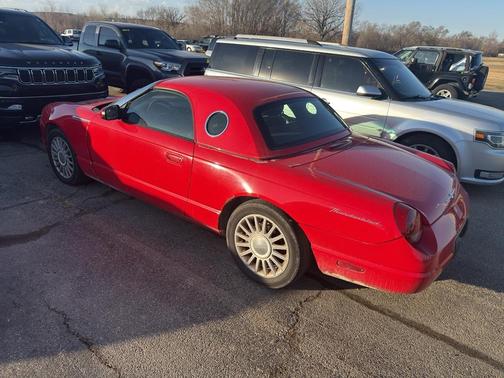 2005 Ford Thunderbird Deluxe