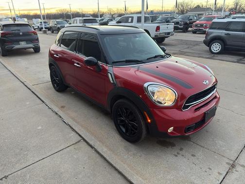 2015 MINI Countryman Cooper S