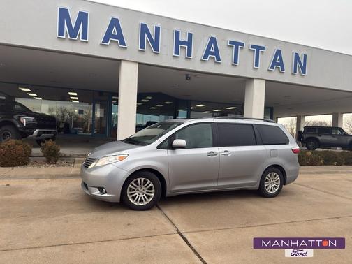 2015 Toyota Sienna XLE