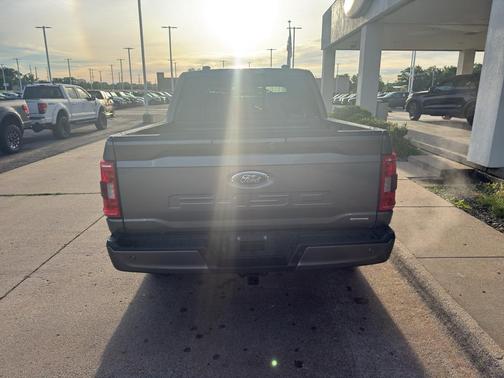 Carbonized Gray Metallic 2021 Ford F-150 XLT