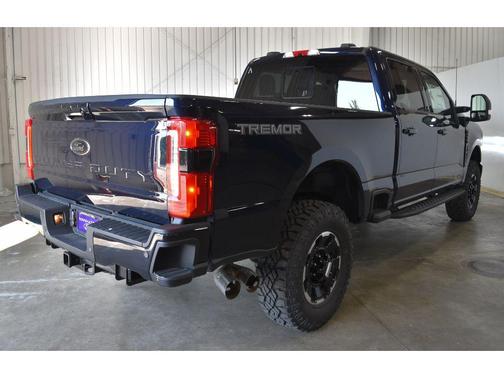 2025 Ford F-350 Lariat Super Duty