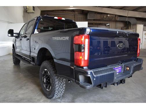 2025 Ford F-350 Lariat Super Duty