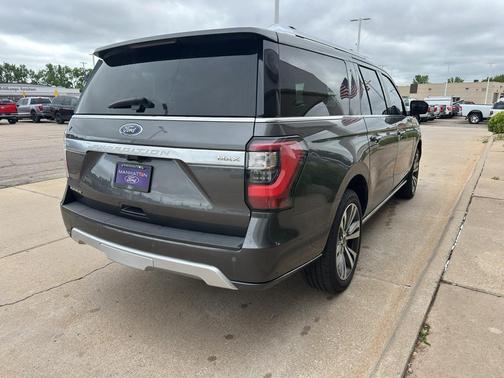 Magnetic Metallic 2021 Ford Expedition Max Platinum
