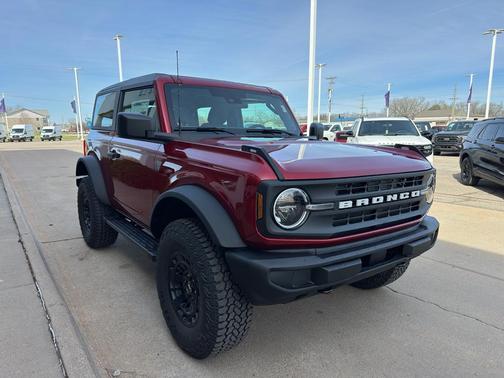 Ruby Red Metallic Tinted Clearcoat 2026 Ford Bronco Base