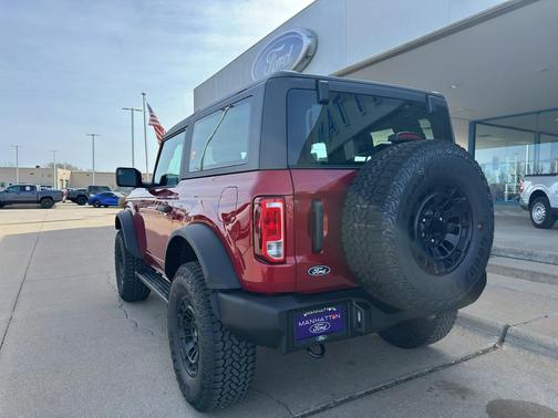 Ruby Red Metallic Tinted Clearcoat 2026 Ford Bronco Base